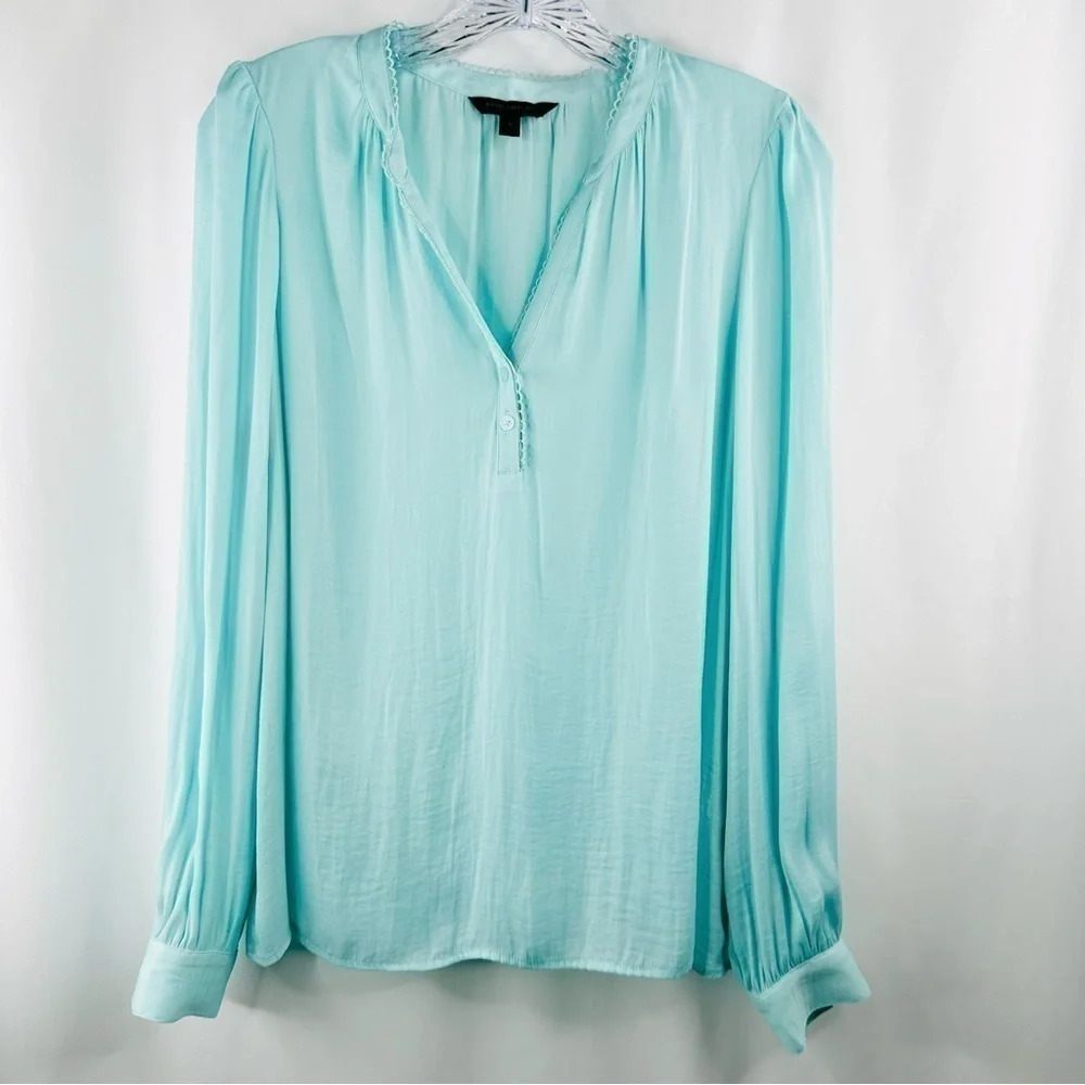 Banana Republic Women’s Aquamarine Satin Long Sleeve Blouse V-Neck Size S